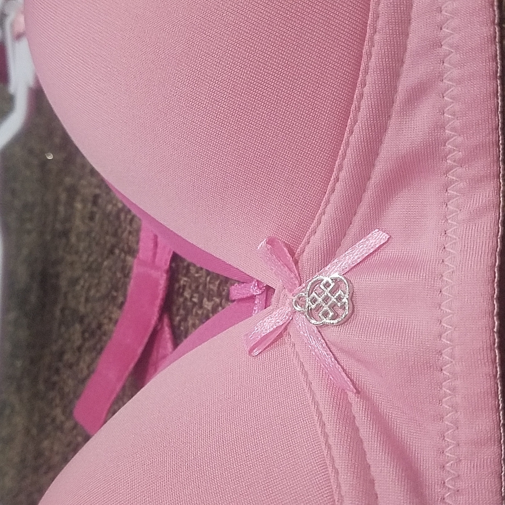 Bra Set - Picture 2 of 4